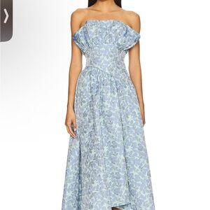 Elliatt Blue Floral Strapless Dress